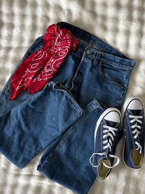 🌀Vintage Levi's Women’s Straight-Leg Blue Denim Jeans